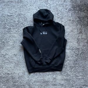 CRYING GUY Tristan Ikaika Hoodie size XL